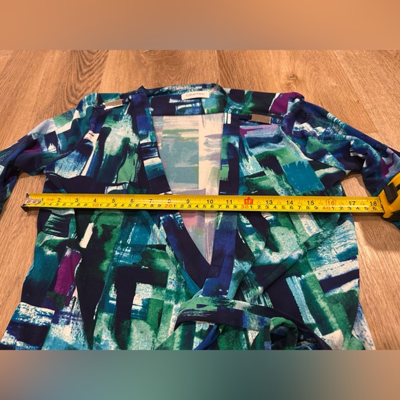 Worn once Calvin Klein wrap dress size 4 with sliver embellishments - Picture 6 of 7